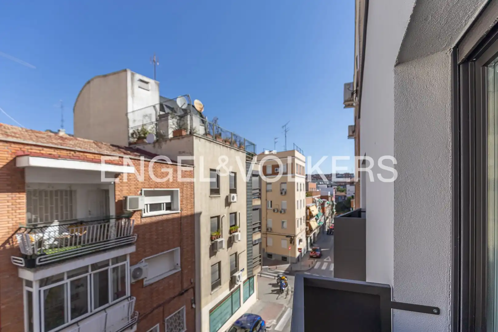 Außenansicht von Wohnung zur Miete in Madrid mit Klimaanlage, Heizung und Schwimmbad