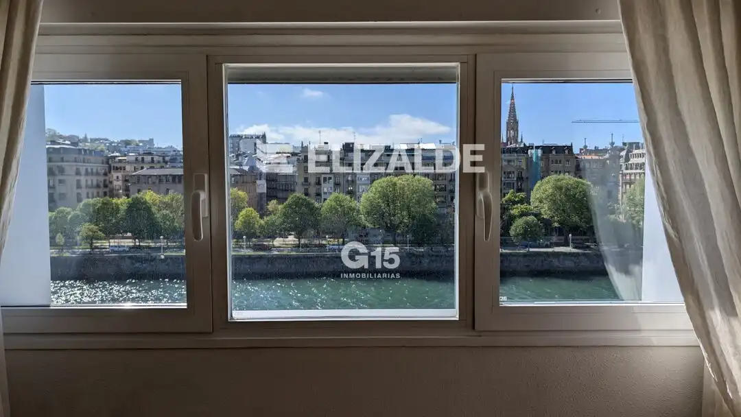Vista exterior de Piso en venta en Donostia - San Sebastián  con Calefacción, Terraza y Trastero