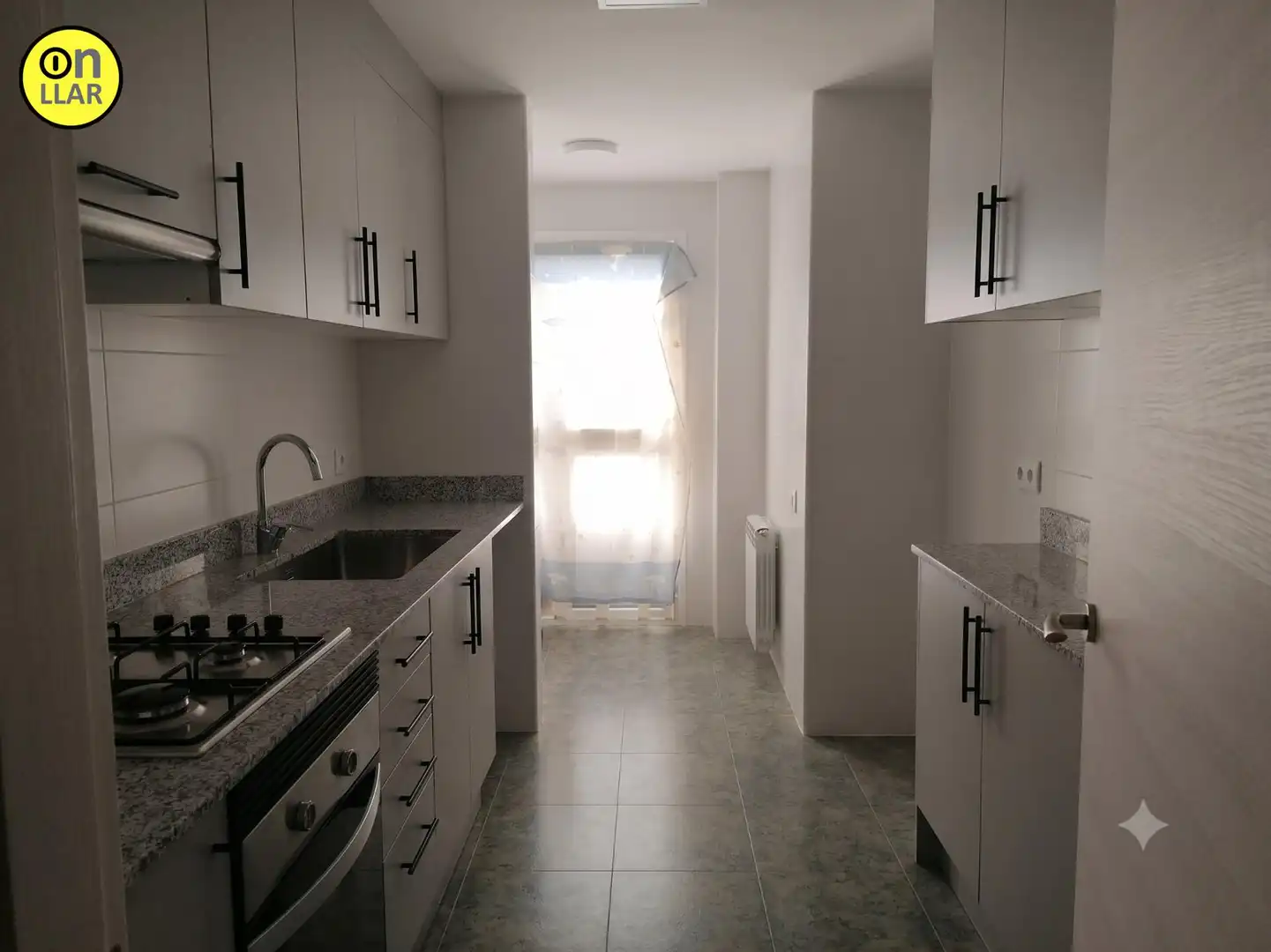 Cocina de Piso en venta en Canovelles
