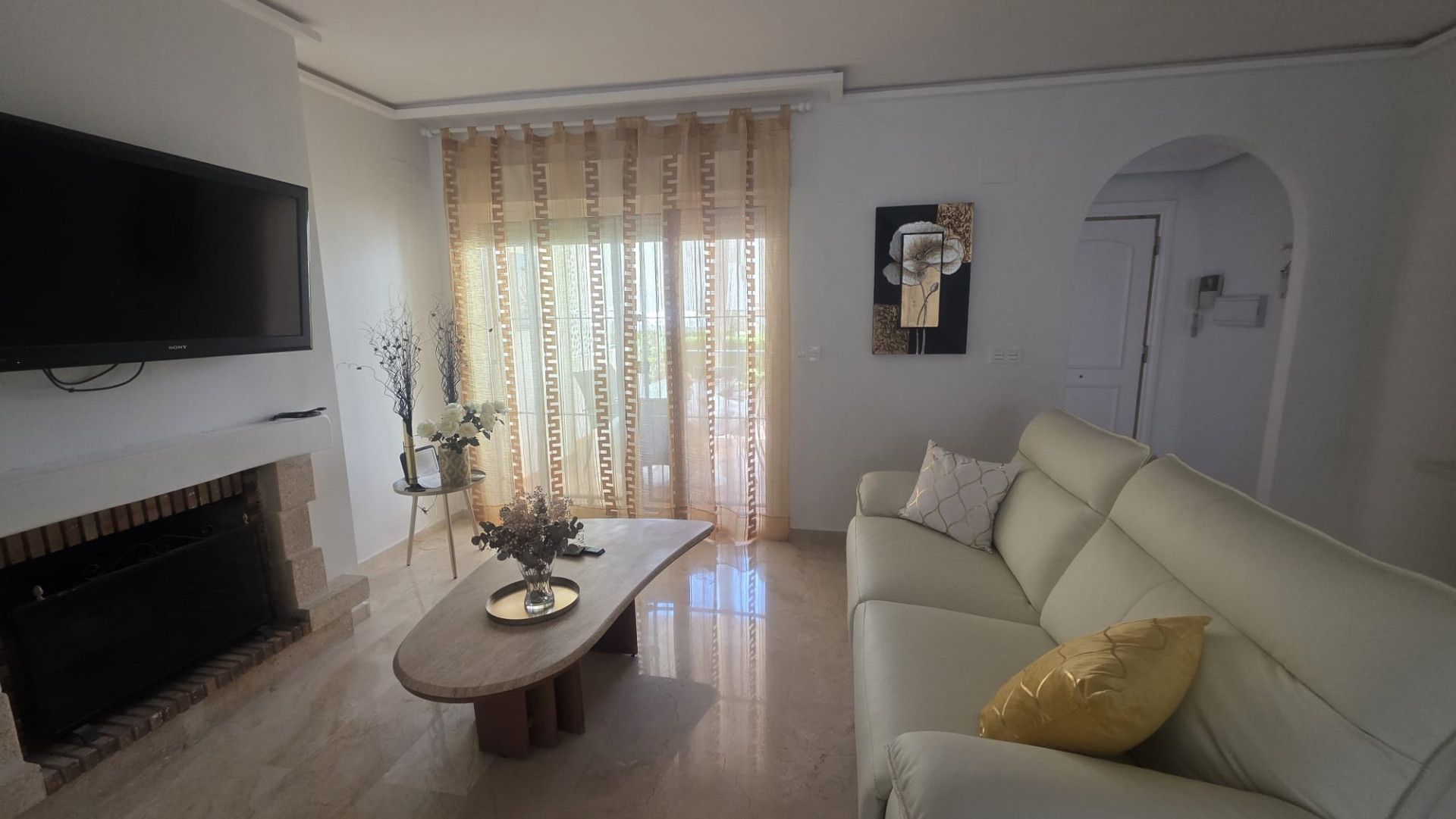 Sala d'estar de Casa o xalet de lloguer en Marbella amb Aire condicionat, Terrassa i Piscina