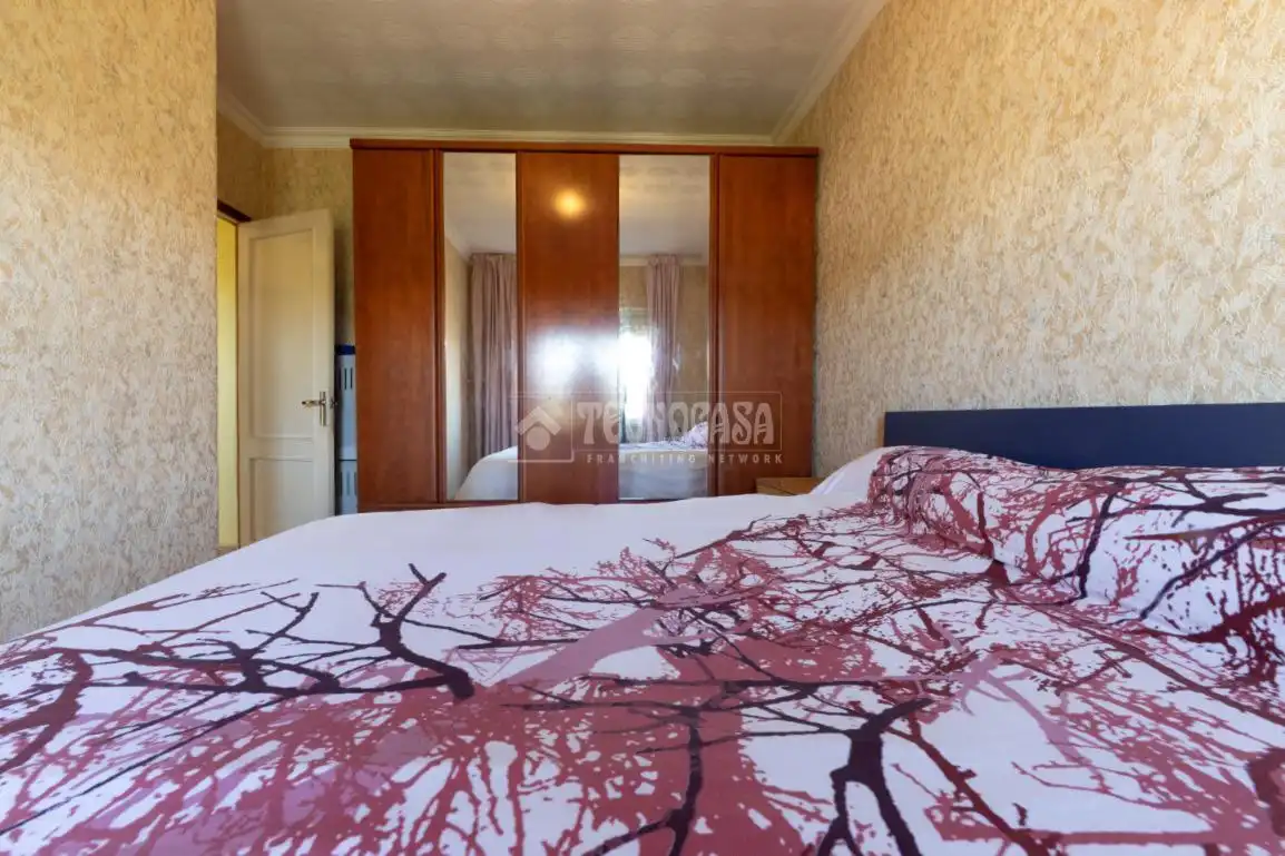 Schlafzimmer von Wohnung zum Verkauf in Tarragona mit Balkon