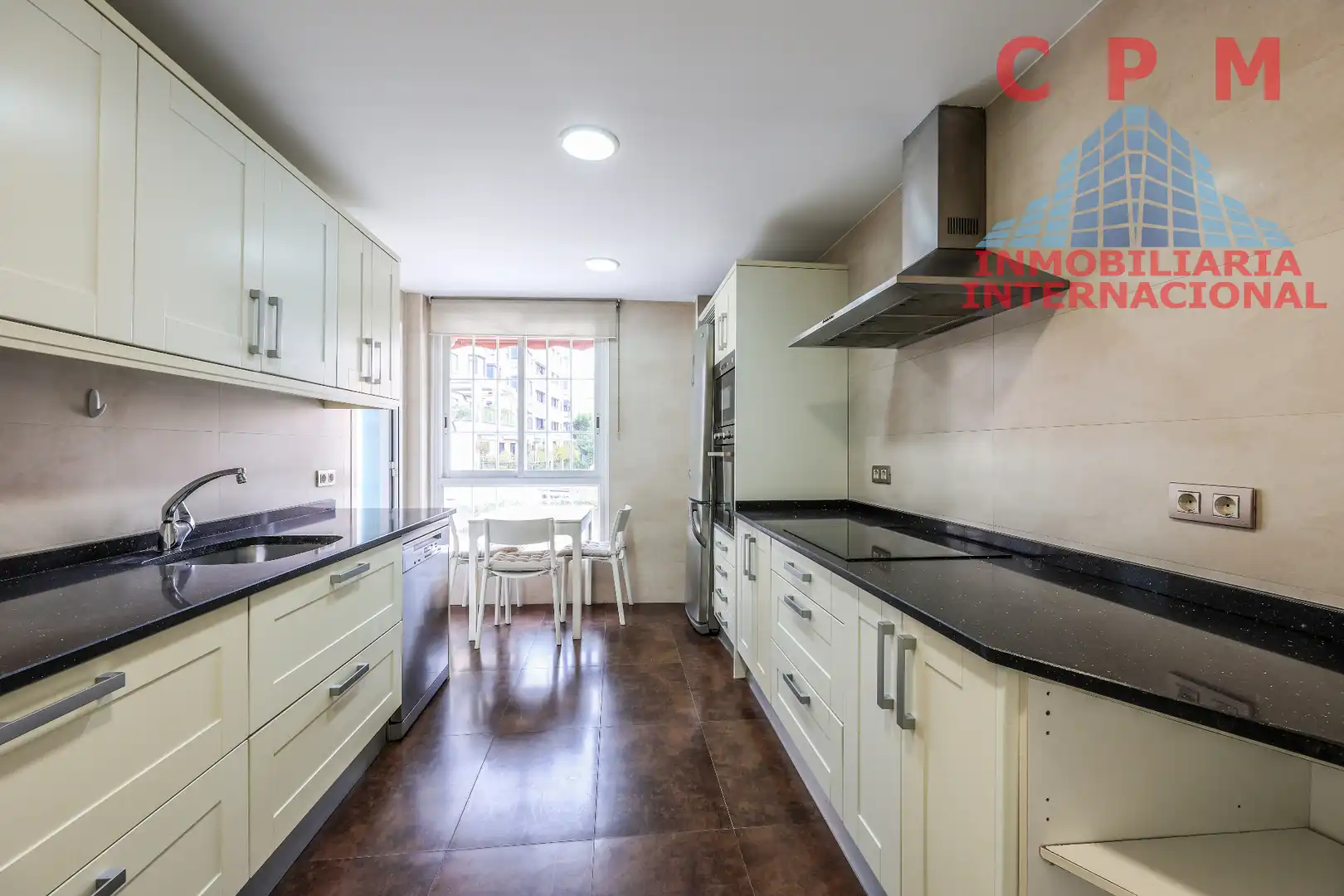 Cocina de Piso de alquiler en Madrid con Aire acondicionado, Calefacción y Trastero