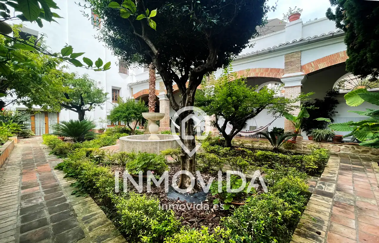 Casa amb piscina en venda a Plaça de la Bassa, imagen 5