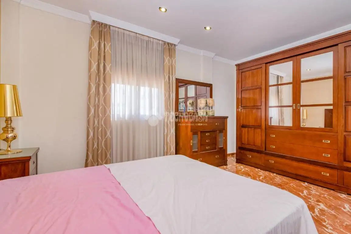 Bedroom of Flat for sale in Lucena  with Air Conditioner