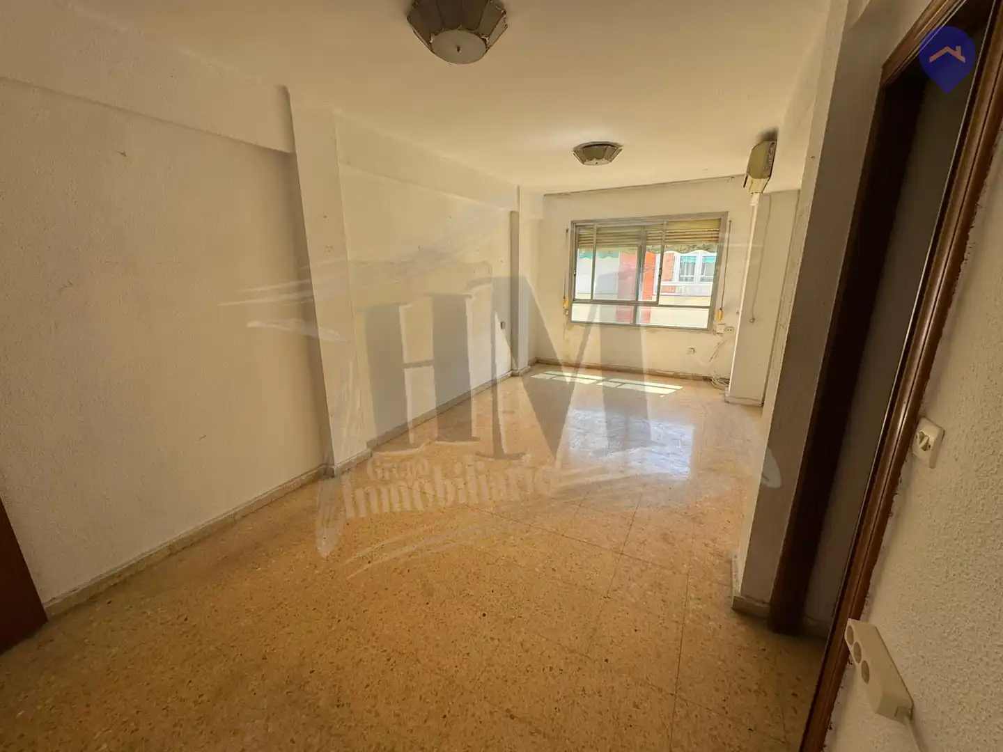 Sala d'estar de Pis en venda en Valencia amb Aire condicionat, Terrassa i Alarma