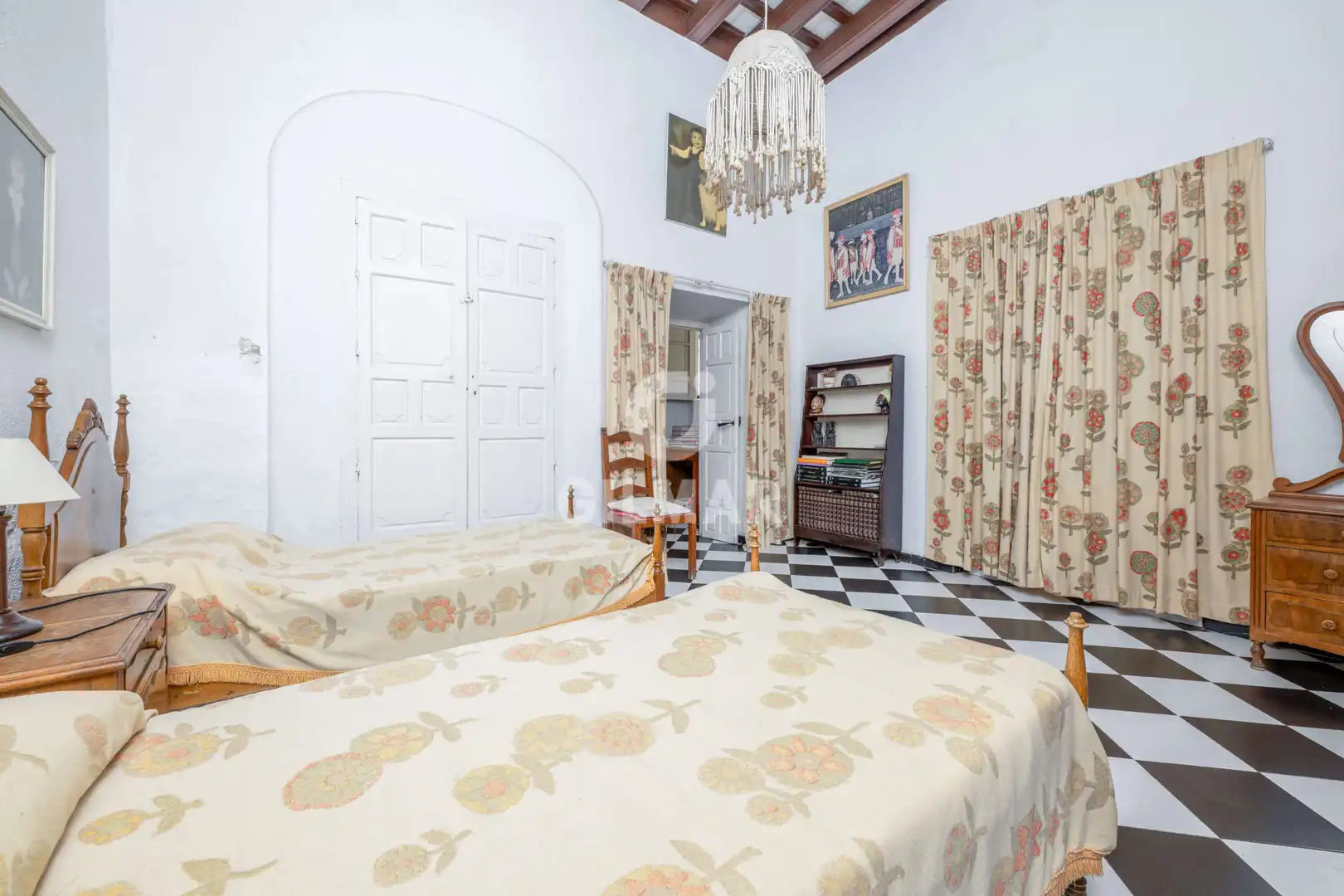 Bedroom of Detached homes for sale in San Fernando  with Heating and Private garden