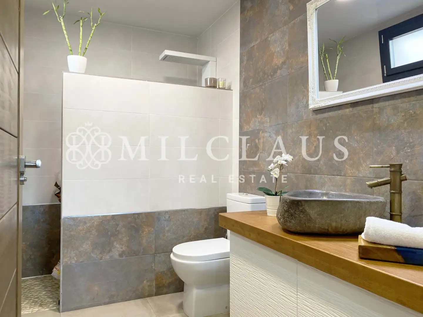 Badezimmer von Haus oder Chalet zum Verkauf in Lliçà d'Amunt mit Klimaanlage, Heizung und Privatgarten