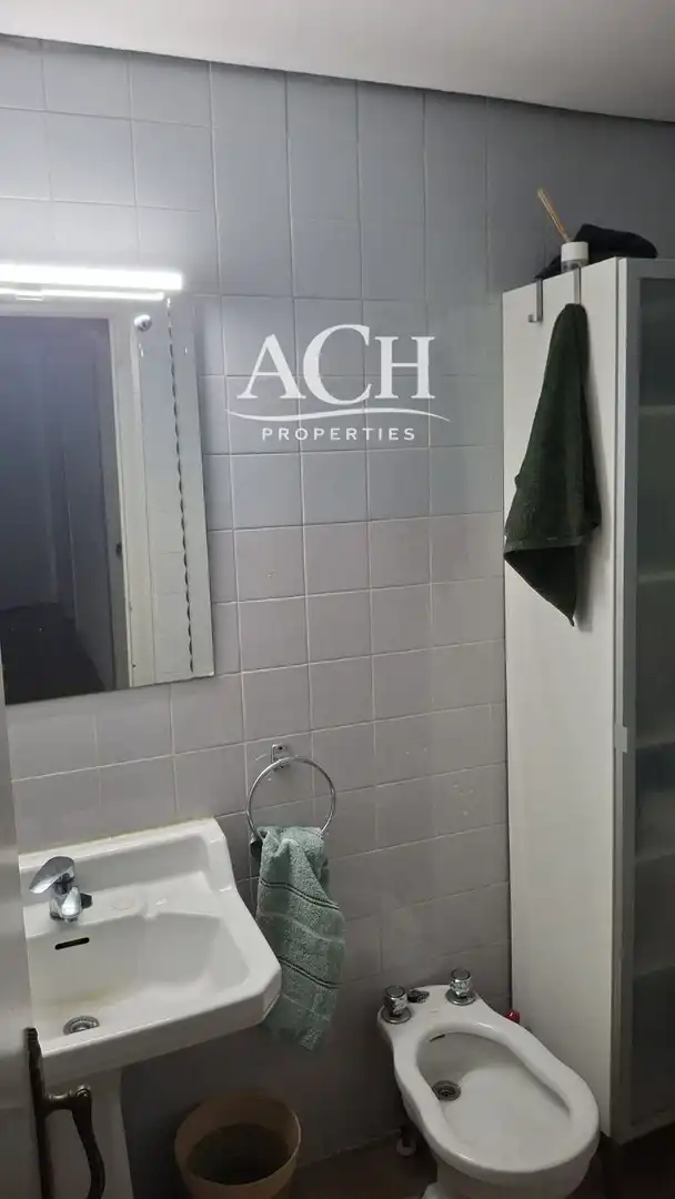 Baño de Piso de alquiler en Bilbao  con Calefacción y Amueblado