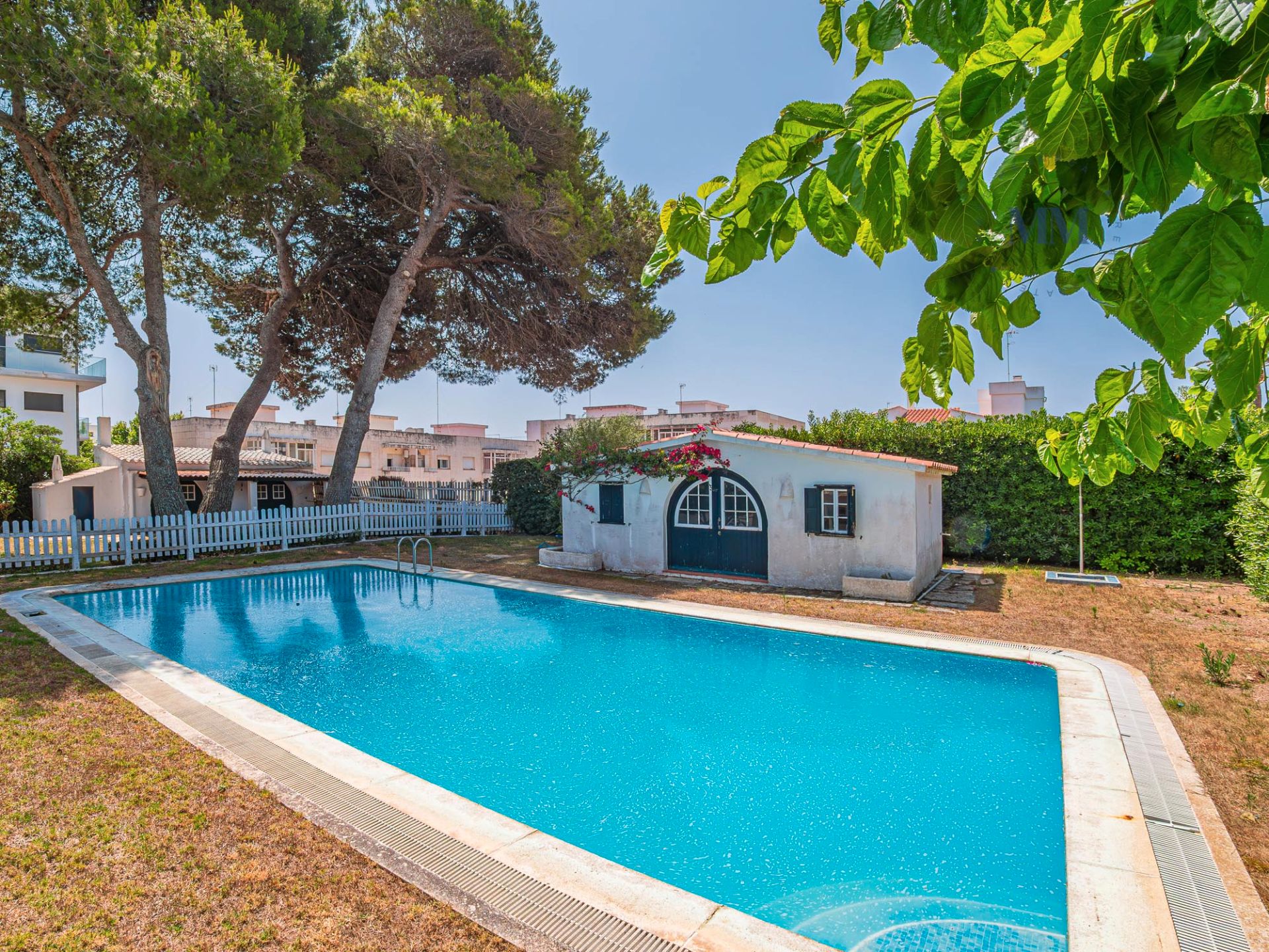 Swimming pool of House or chalet for sale in Maó  with Air Conditioner, Heating and Private garden