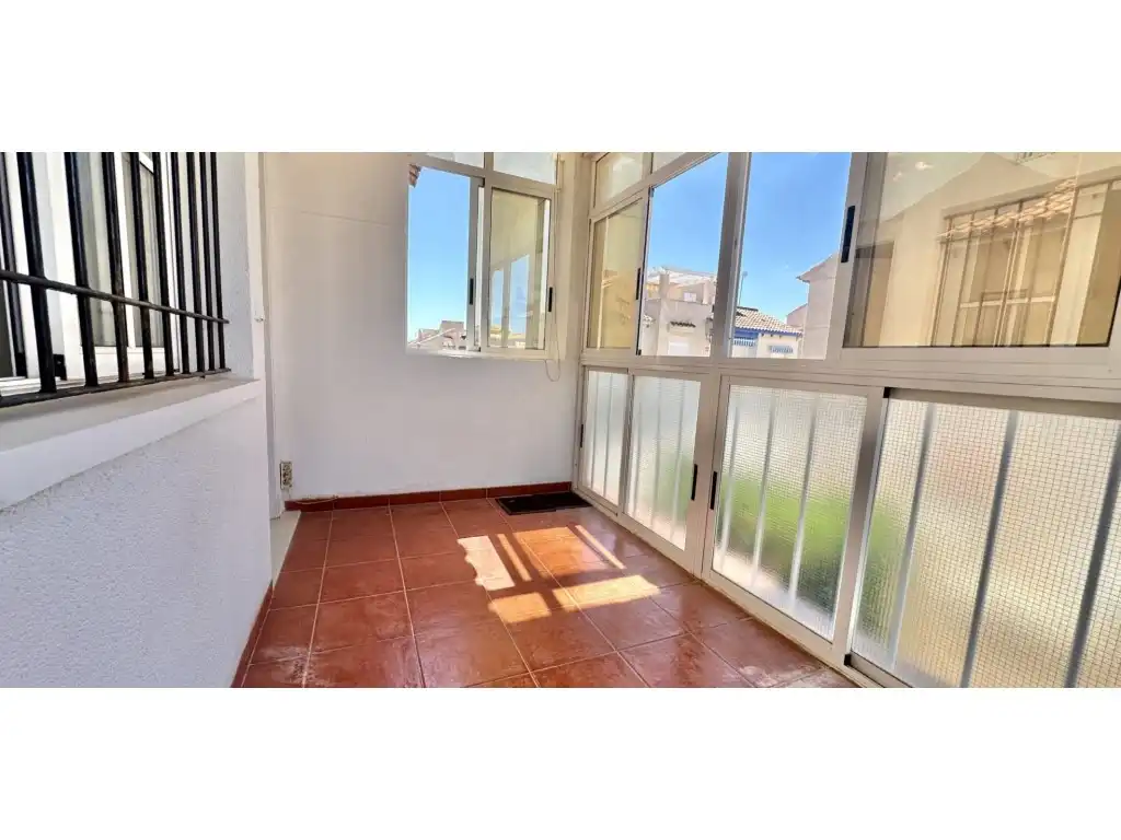 Appartement compact avec terrasse à vendre à Calle Guapiles, imagen 4