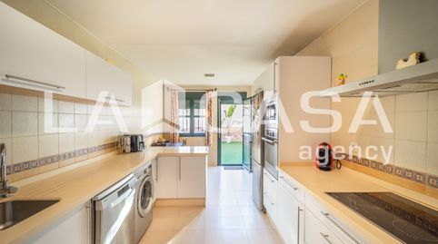 Photo 2 of Single-family semi-detached for sale in Centro - Doña Mercedes, Dos Hermanas