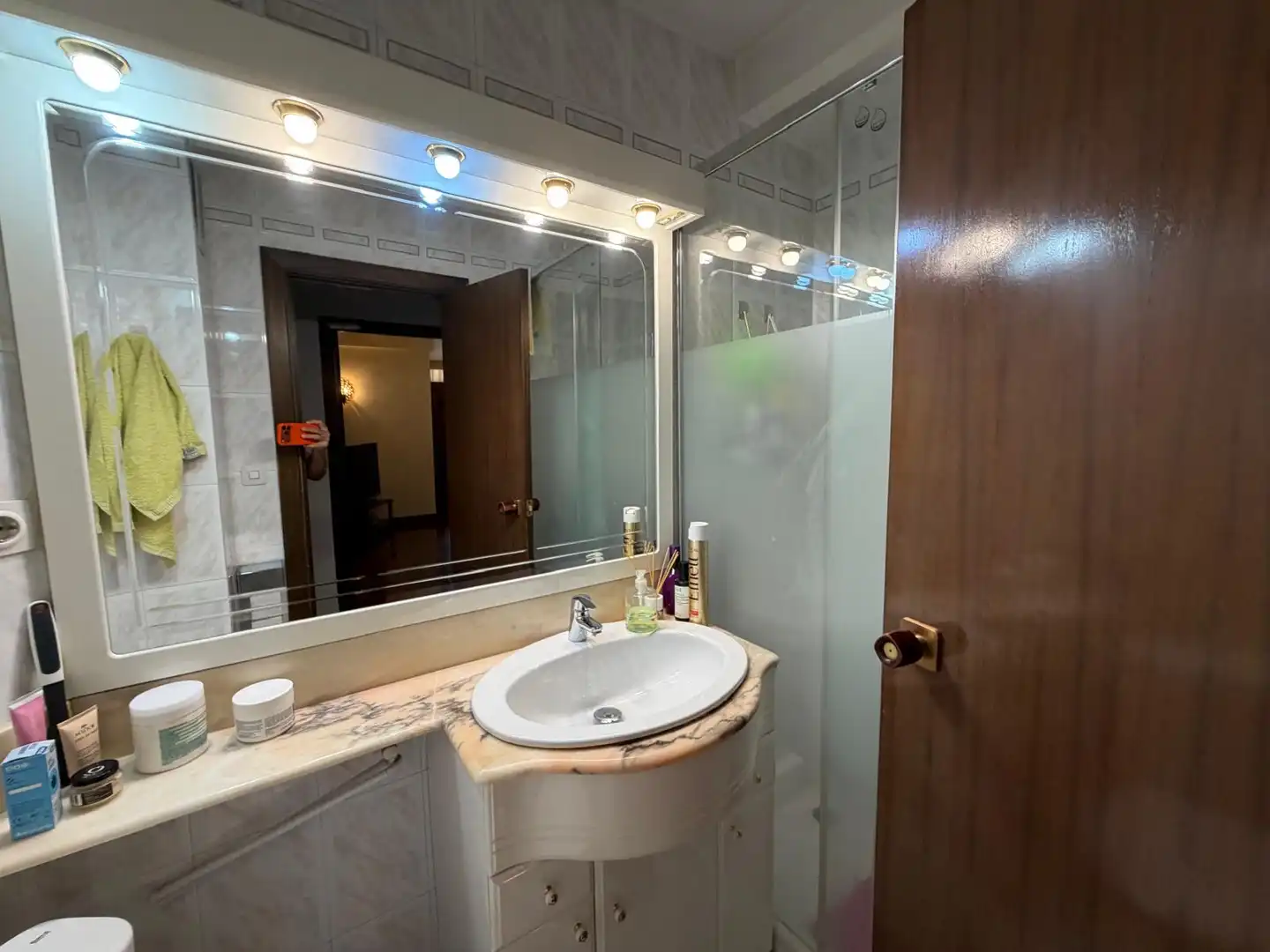 Bathroom of Flat for sale in Lleida  with Air Conditioner, Heating and Furnished