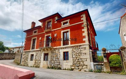 Exterior view of House or chalet for sale in Miengo  with Terrace and Balcony