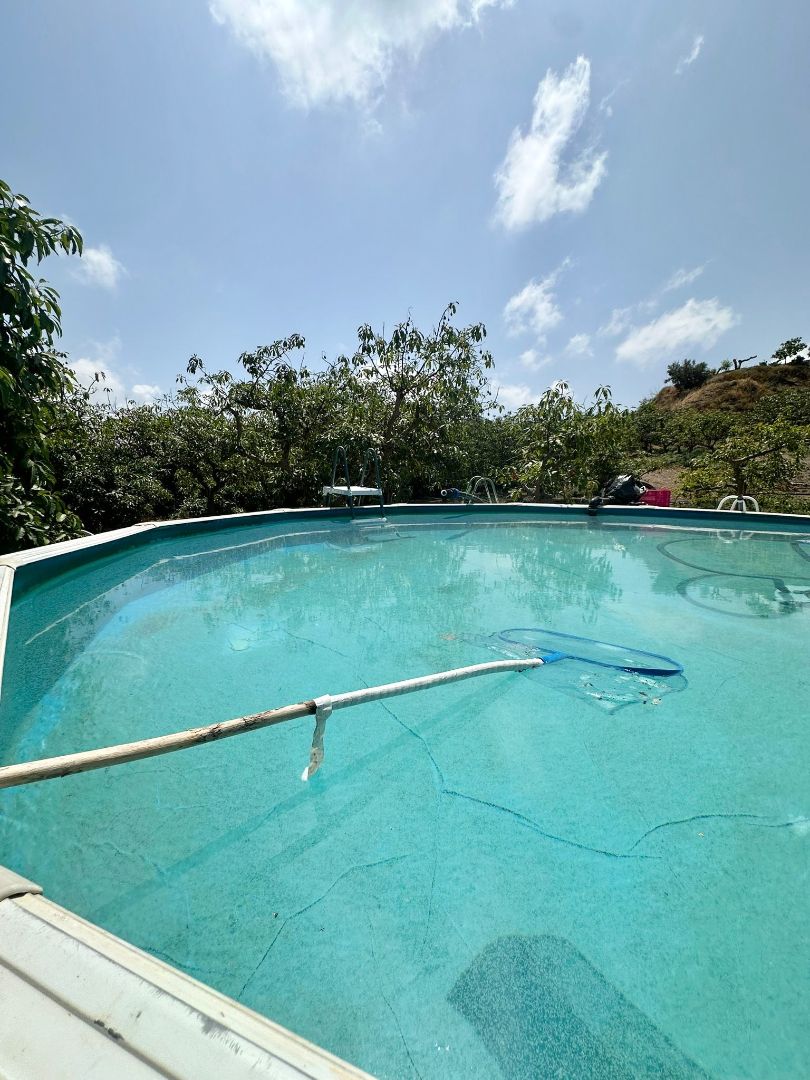 Piscina de Finca rústica en venda en Benamocarra amb Jardí privat, Traster i Piscina
