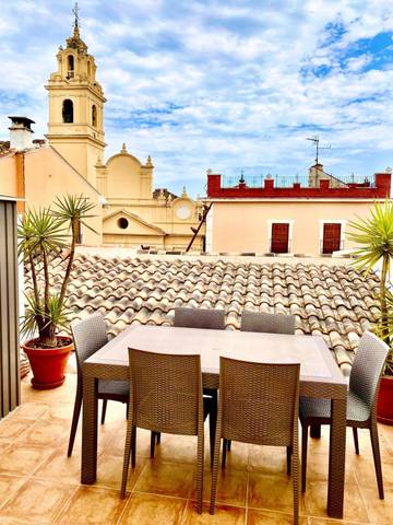 Casa-chalet en Venta en Plaza BEATO CARMELO en Real de Gandia