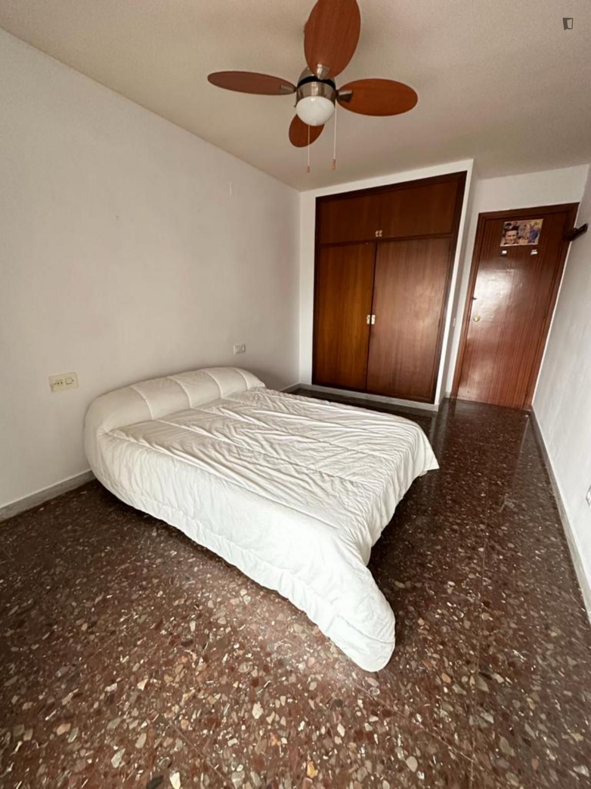 Bedroom of Apartment to share in Reus  with Furnished, Oven and Washing machine