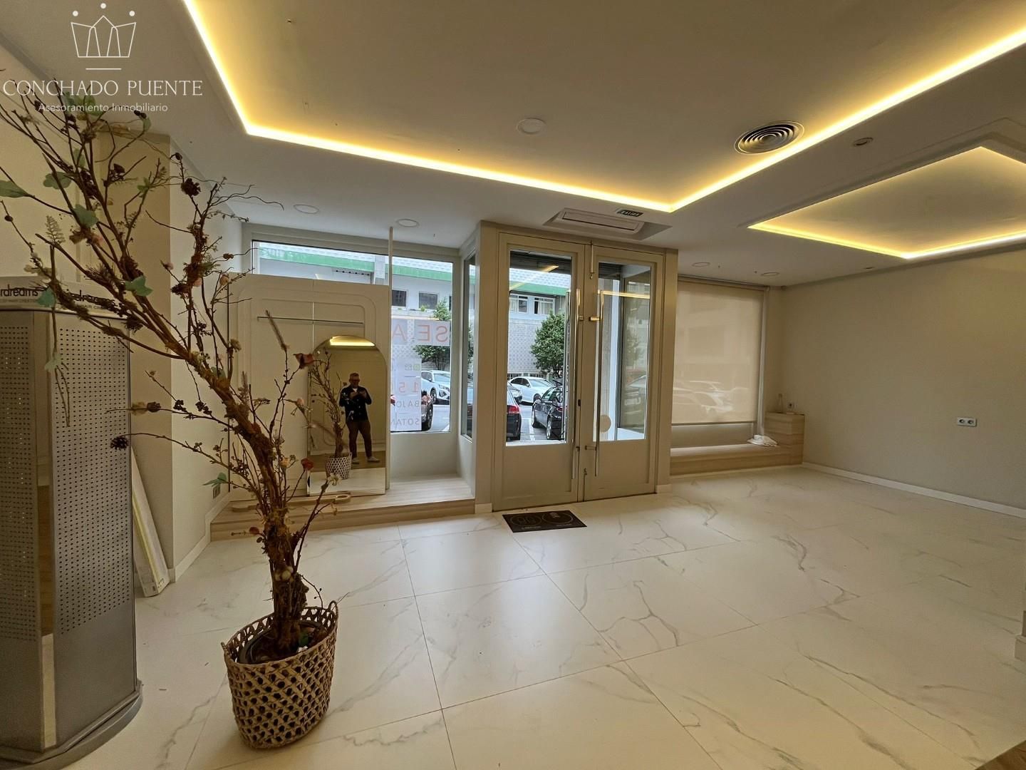 Local de alquiler en Sebastian Martinez Risco , Someso - Matogrande