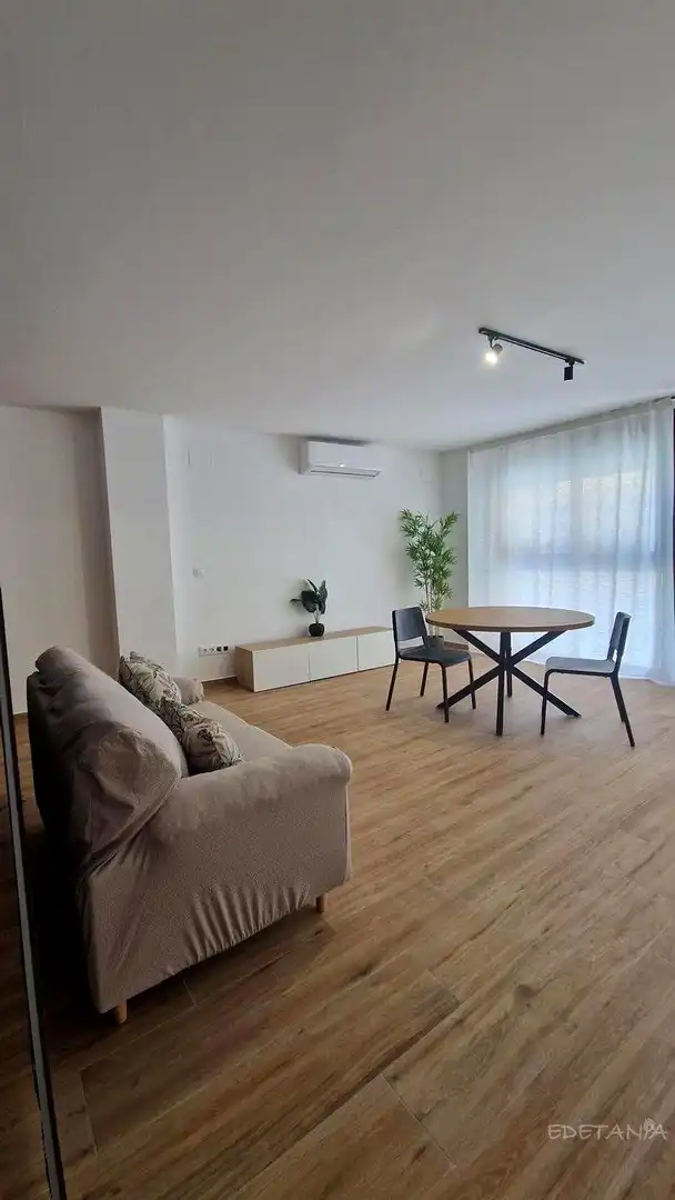 Piso de alquiler en De Dénia, Moncada