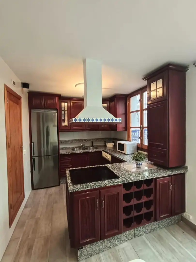 Cocina de Casa adosada de alquiler en Córdoba con Aire acondicionado