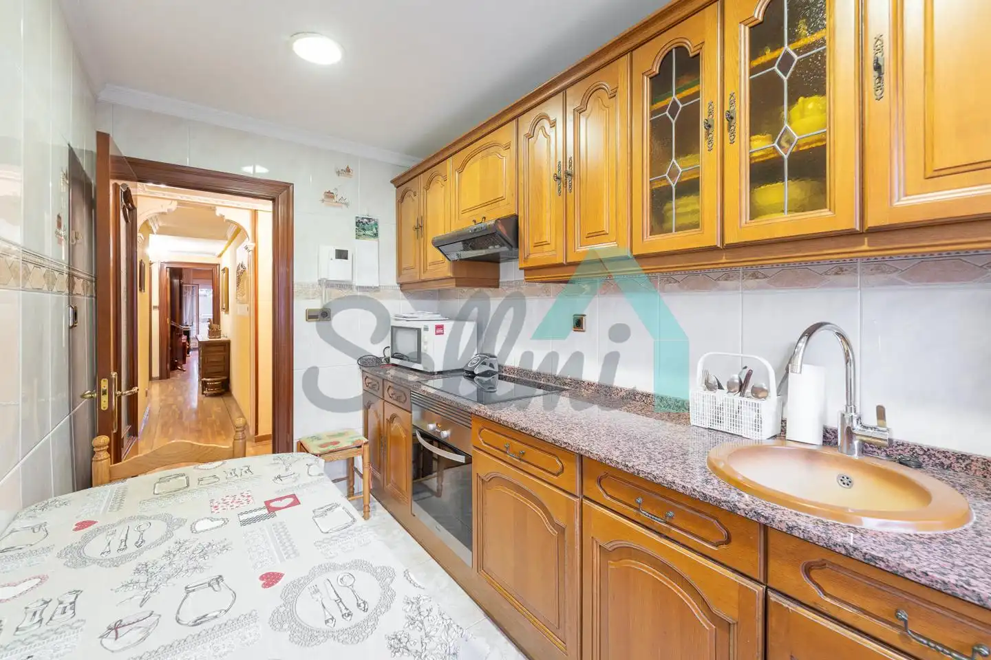 Cocina de Piso en venta en Oviedo  con Calefacción, Parquet y Terraza