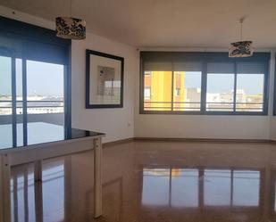 Living room of Flat to rent in Vila-real  with Balcony