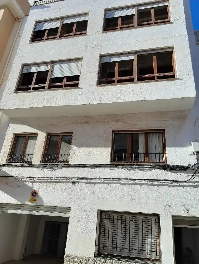 Vista exterior de Edificio en venta en Llucena / Lucena del Cid