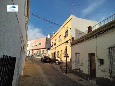 Casa in vendita a Calle de la Fuente