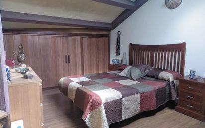 Dormitori de Casa o xalet en venda en Segovia Capital amb Terrassa