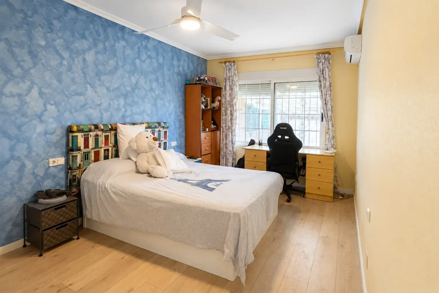 Habitación de Casa o chalet en venta en Torrevieja con Calefacción y Piscina