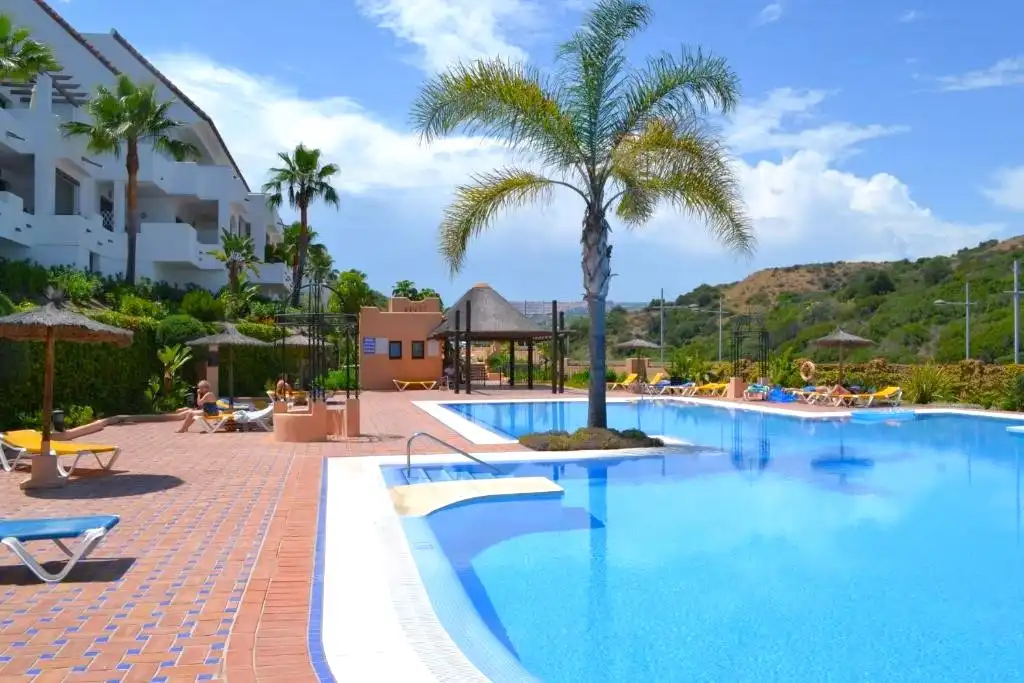 Apartamento de alquiler en E-2, La Duquesa