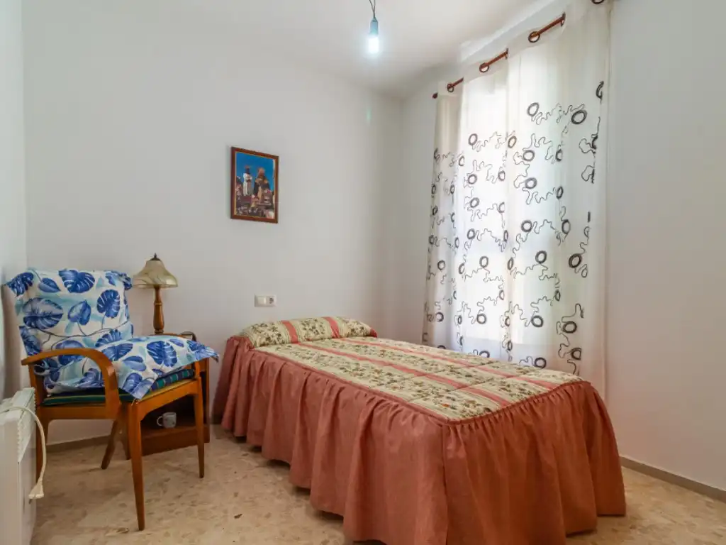 Schlafzimmer von Erdgeschoss zum Verkauf in Alberic