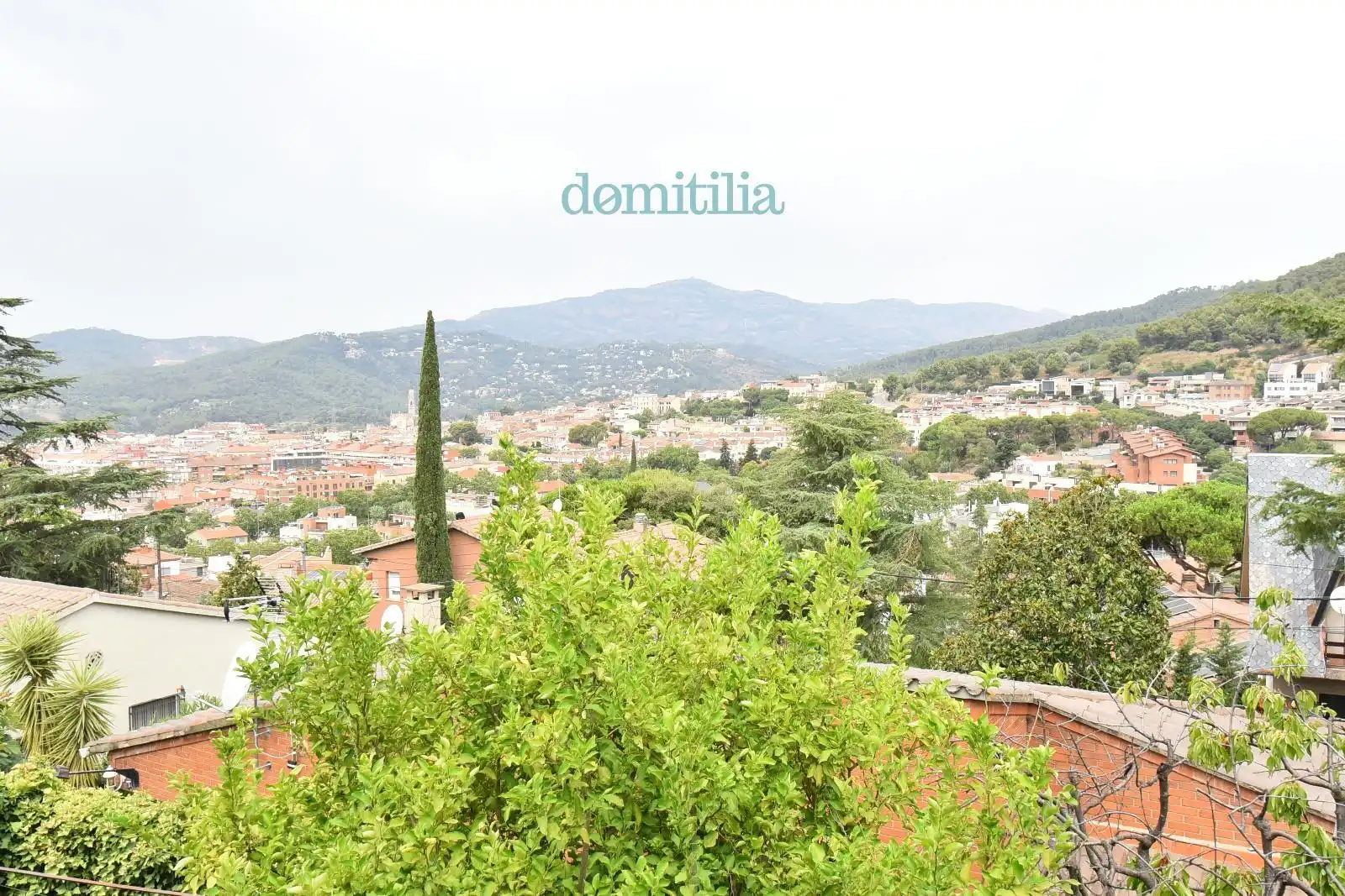 Dormitori de Casa o xalet en venda en Castellar del Vallès amb Calefacció, Jardí privat i Terrassa