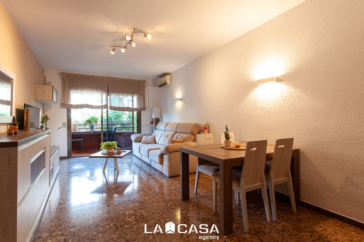 Sala d'estar de Pis en venda en L'Hospitalet de Llobregat