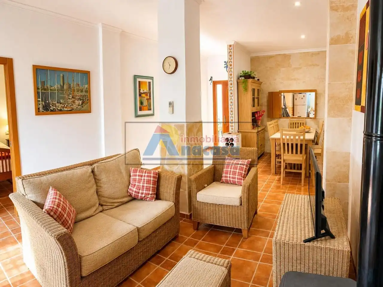 Sala d'estar de Casa o xalet en venda en Oliva amb Aire condicionat, Terrassa i Traster