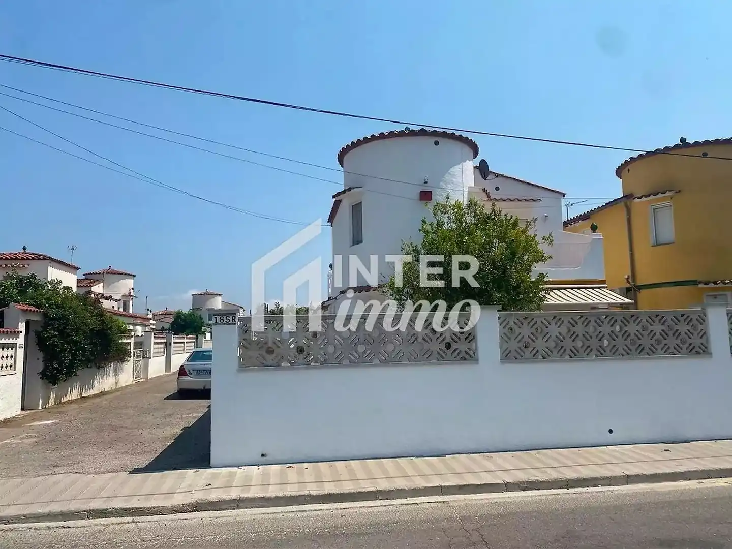 House with pool for sale in Carrer la Siesta 185B Puigmal C 17 17487 Empuriabrava, imagen 2