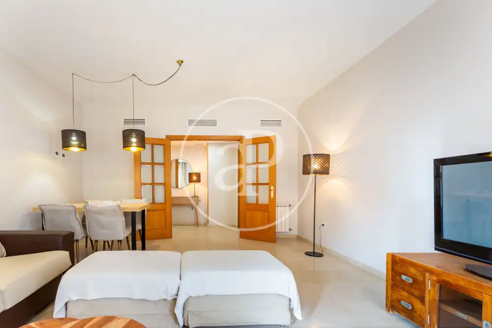 Sala d'estar de Pis de lloguer en Valencia amb Aire condicionat, Calefacció i Jardí privat