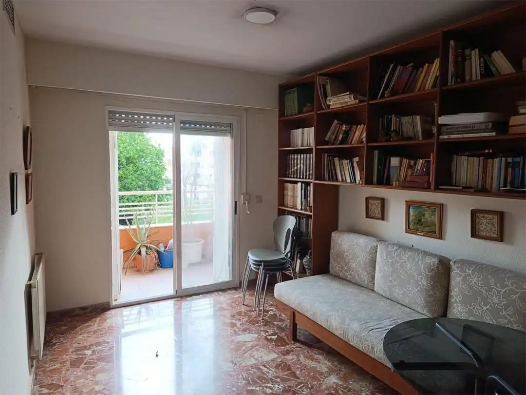 Sala d'estar de Pis en venda en Valencia amb Aire condicionat, Traster i Moblat