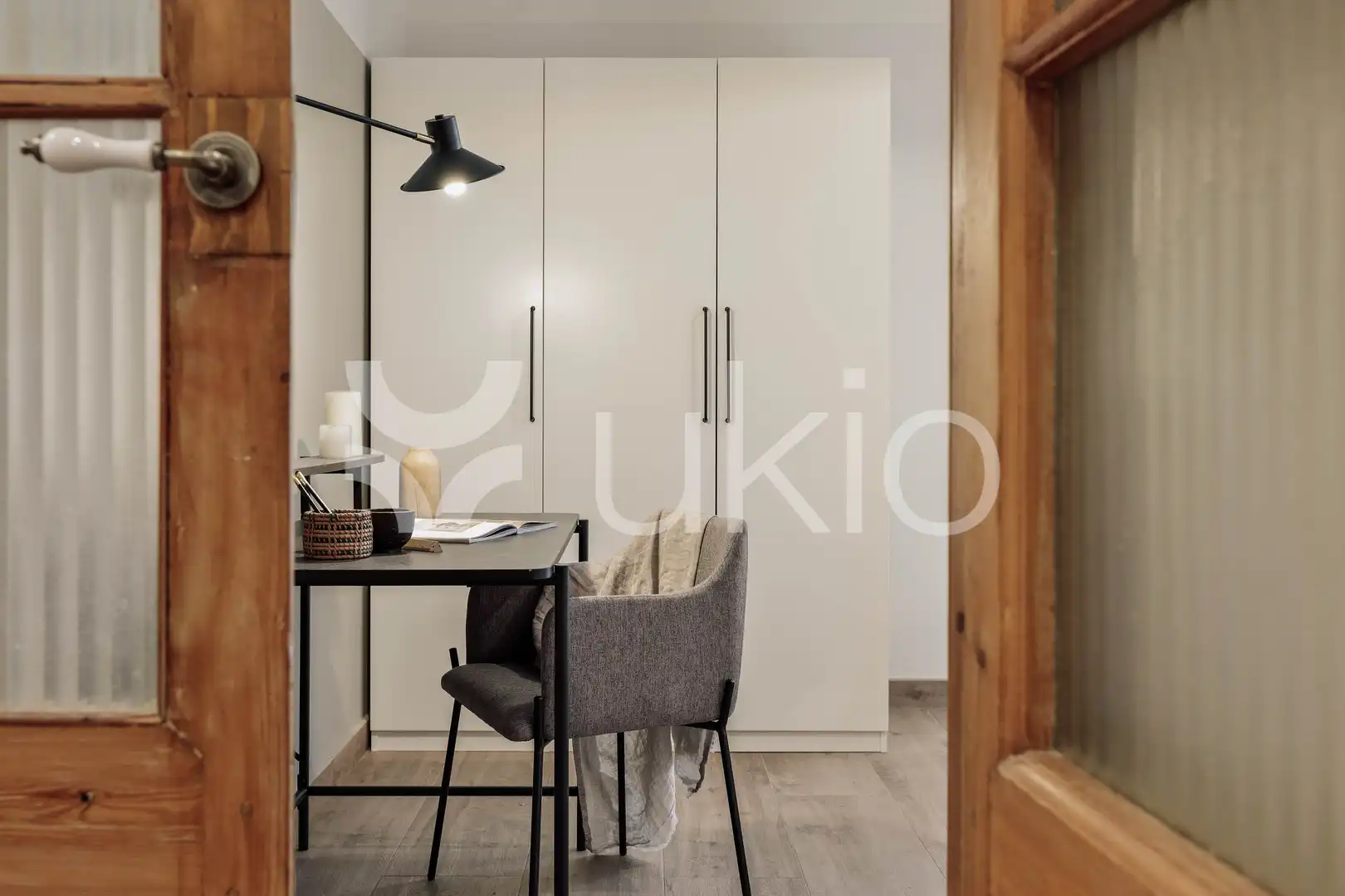 Apartamento con terraza en alquiler en Carrer de Pau Claris, imagen 4
