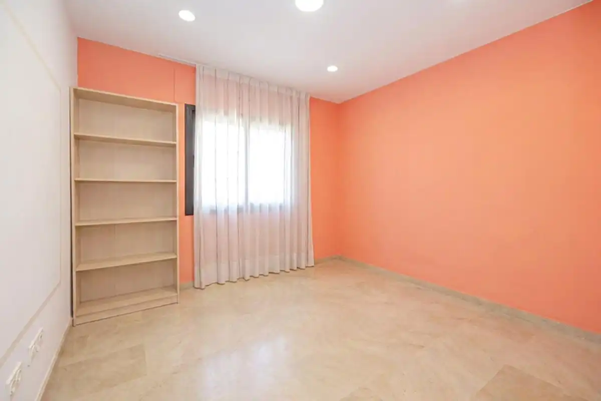 Habitación de Piso en venta en Marbella con Aire acondicionado, Calefacción y Jardín privado