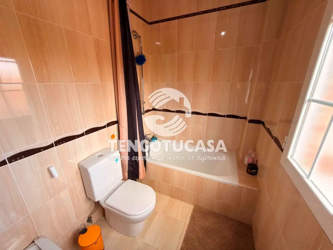Baño de Casa o chalet en venta en Bargas con Aire acondicionado, Calefacción y Jardín privado