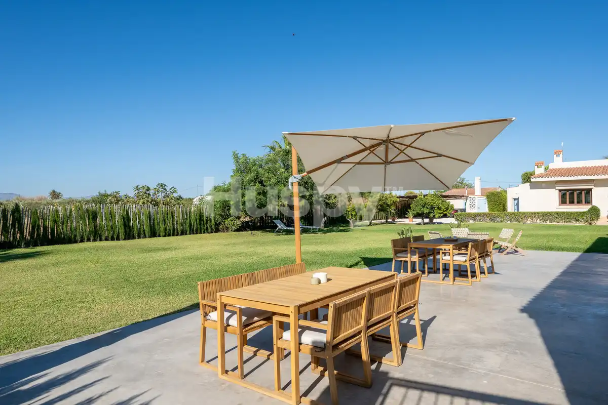 Terrassa de Casa o xalet en venda en Elche / Elx amb Aire condicionat, Calefacció i Jardí privat