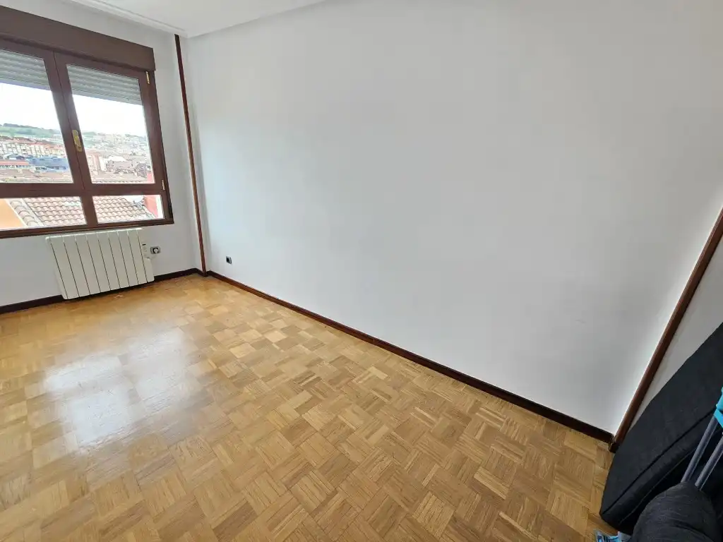 Bedroom of Attic for sale in Avilés