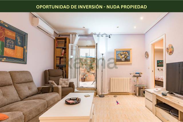 Piso en Venta en Calle de José Paulete en Numancia