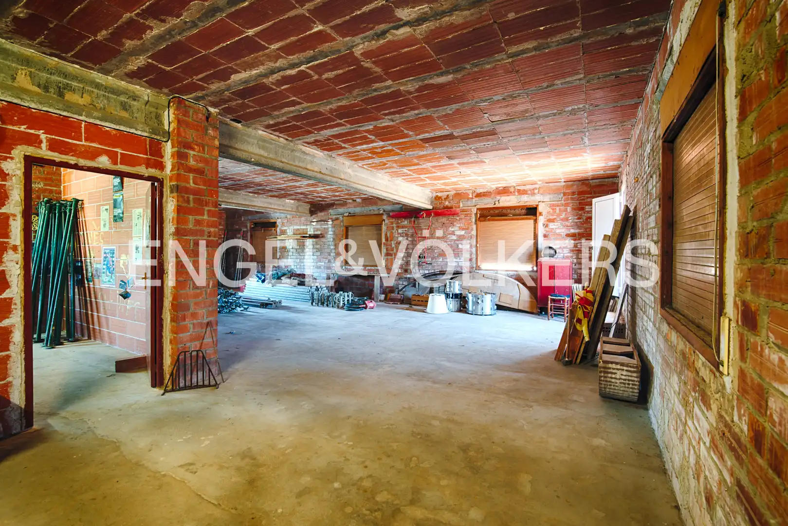 Detached homes for sale in Fortià  with Air Conditioner, Terrace and Swimming Pool