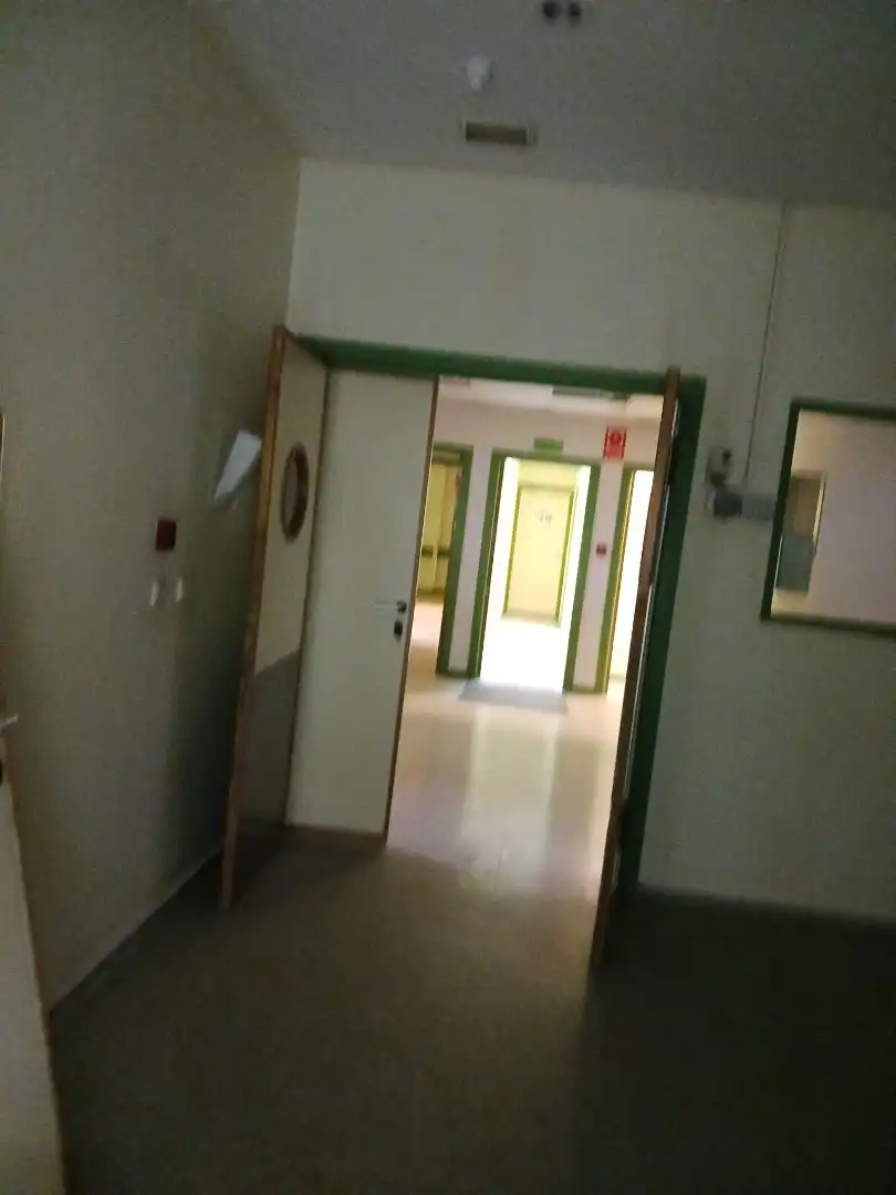 Business premises to rent in Calle de Toledo, imagen 4
