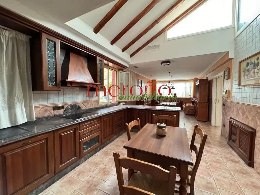 Detached house with pool for sale in Alzabares, imagen 11