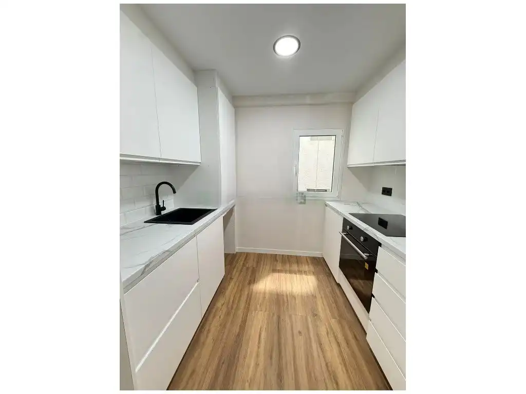 Cocina de Piso en venta en Pineda de Mar
