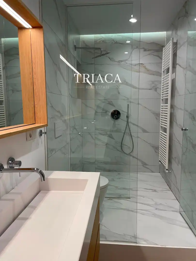 Baño de Piso en venta en Madrid con Aire acondicionado, Calefacción y Parquet