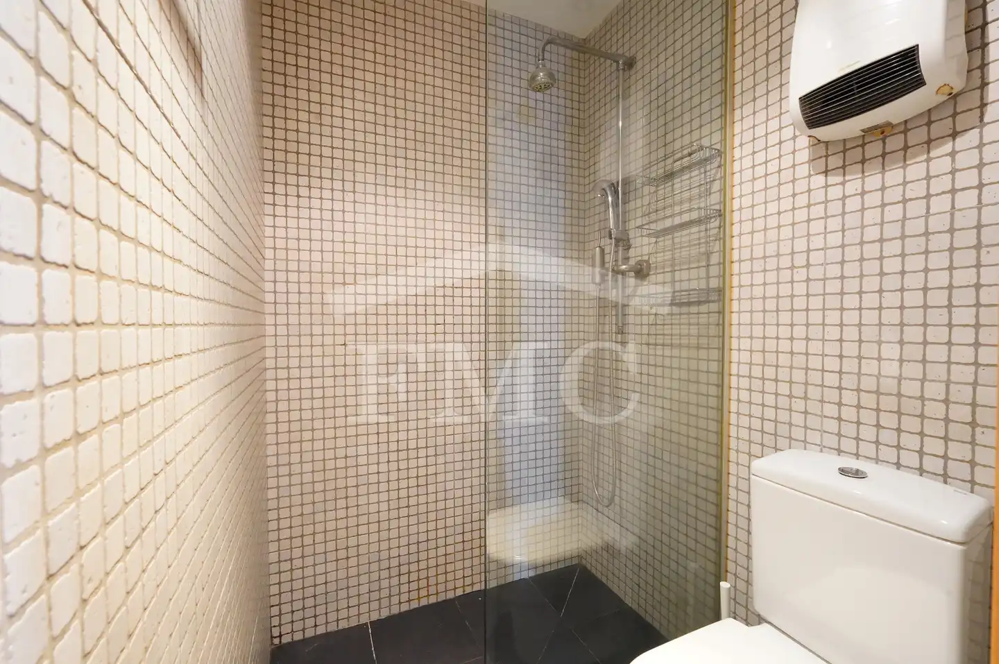 Baño de Piso en venta en Bourg - Madame con Calefacción, Parquet y Trastero