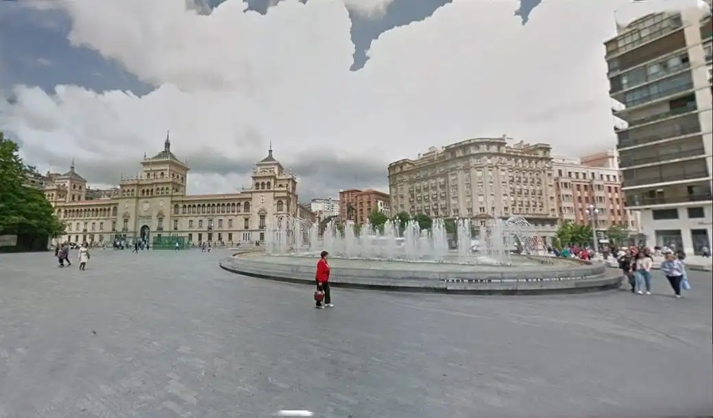 Vista exterior de Pis en venda en Valladolid amb Calefacció i Traster